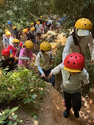 溯溪而上，清涼一夏