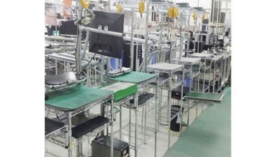 為什么工廠車間生產都選擇防靜電鍍鉻貨架？