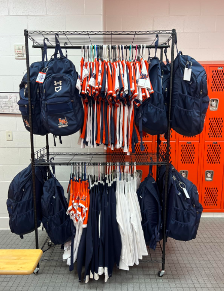 實用三網兩桿衣櫥展示架成功案例分享