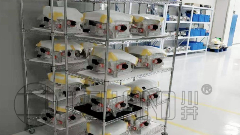 電子工廠應用貨架和電鍍鉻線網金屬手推車方案